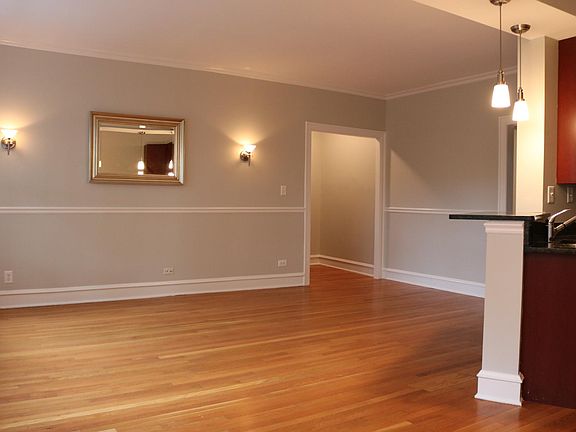 3rd image of 803 N Oak Park Ave #3