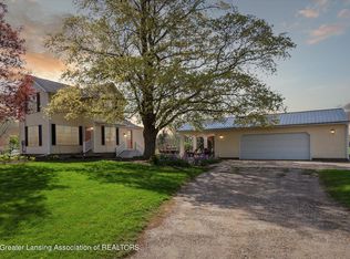 2934 E Walker Rd, Saint Johns, MI 48879