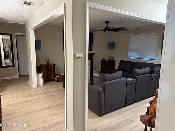 4th image of 173 Pine Cir