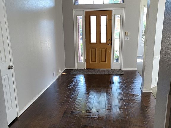 2nd image of 7205 Chardonnay Dr