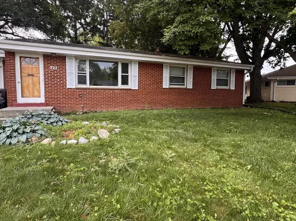 921 W Theresa LANE, Glendale, WI 53209