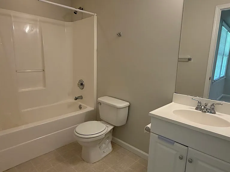 1908 Ascot Ter NW — Photo 14