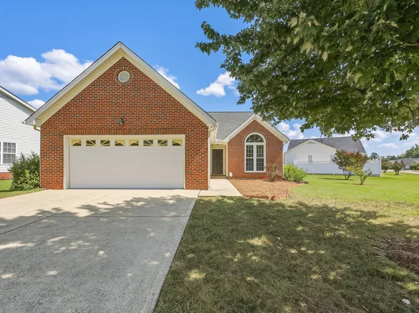 302 Millet Dr, Morrisville, NC 27560