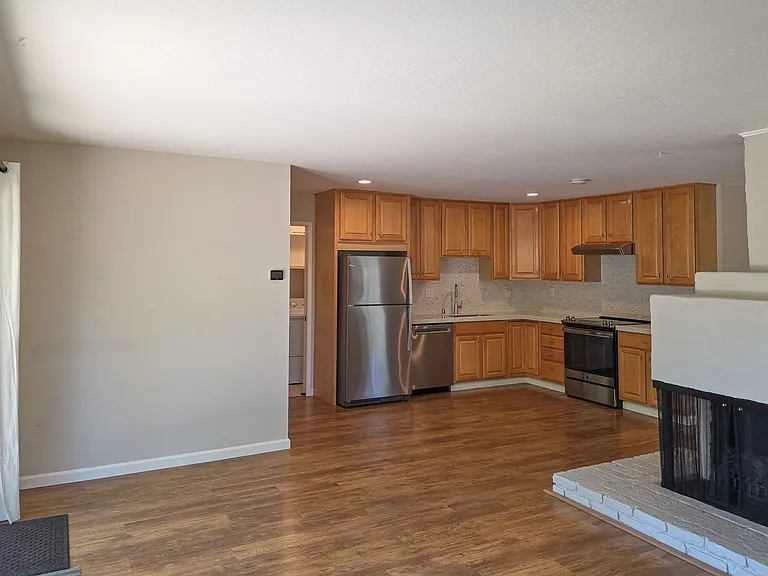 965 Blossom Hill Rd — Photo 6