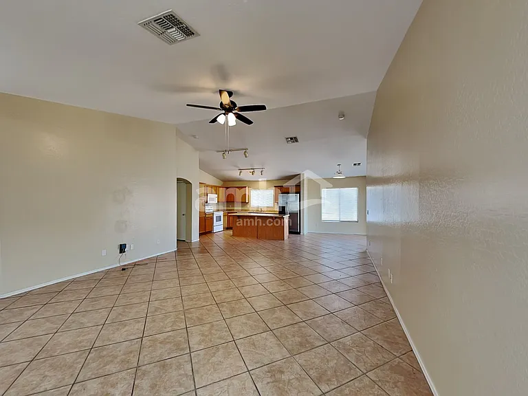 17180 W Port Royale Ln — Photo 5