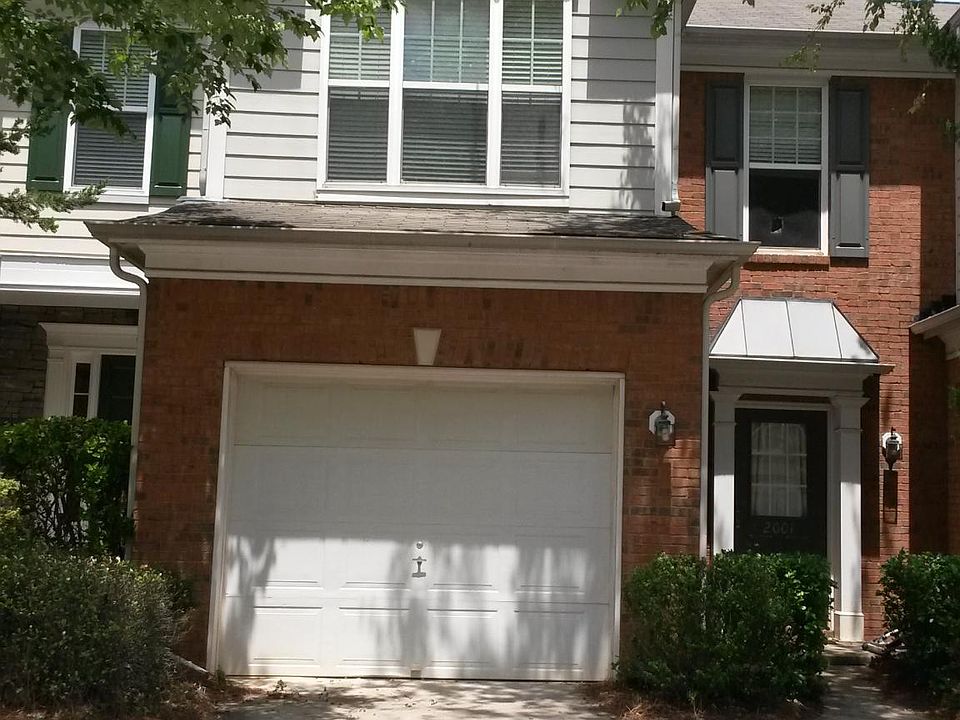 2nd image of 145 Winncastle Dr