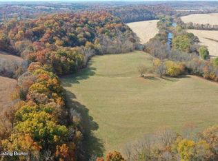 19 Tucker Ln, Springfield, KY 40069