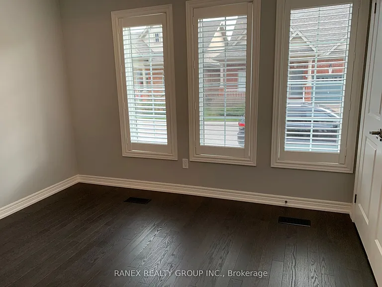 20 Muzzo Dr — Photo 20