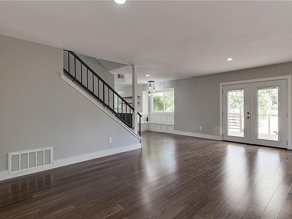 5th image of 8306 Bridgetown Dr