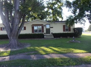 60 S Main St, Raleigh, IL 62977