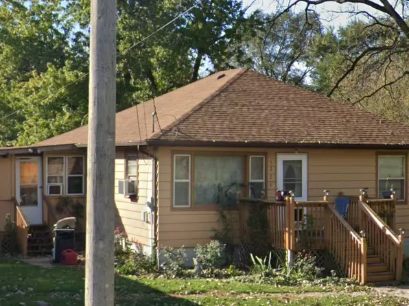 1225 Rural St, Aurora, IL 60505
