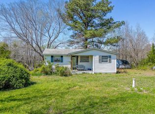 2958 Barnesville Hwy, Wylliesburg, VA 23976