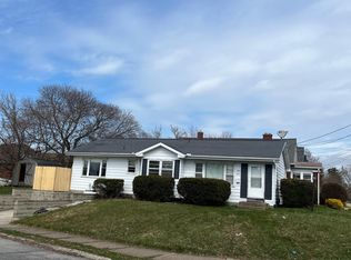 3015 Melrose Ave, Erie, PA 16508