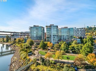 1930 S River Dr Unit W107, Portland, OR