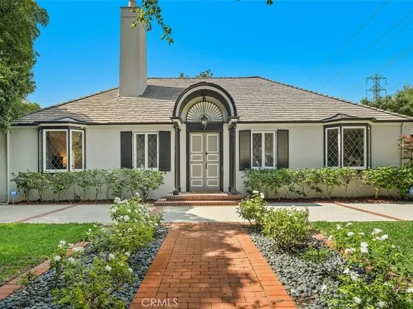 3310 Yorkshire Rd, Pasadena, CA 91107