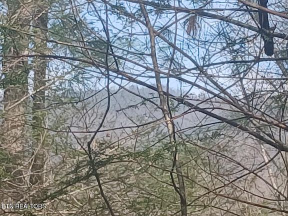 5th image of Waters End Rd
