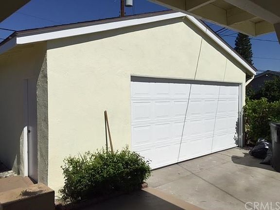 4th image of 15737 Richvale Dr