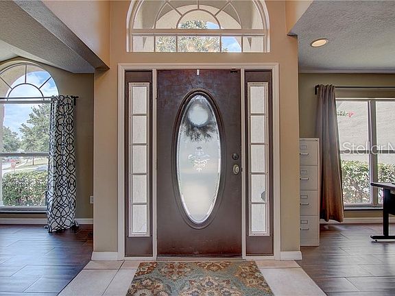2nd image of 1321 Hawthorne Cove Dr