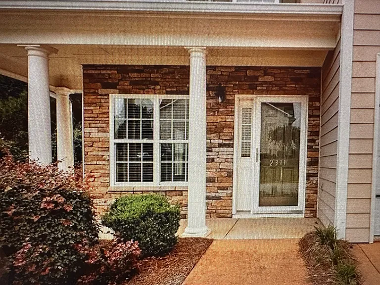 2311 Bentridge Ln — Photo 1