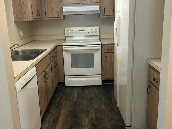 4th image of 1066 Mollie Ln
