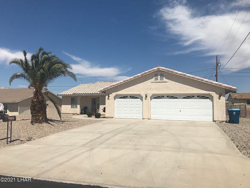 1st image of 3241 Pioneer Dr
