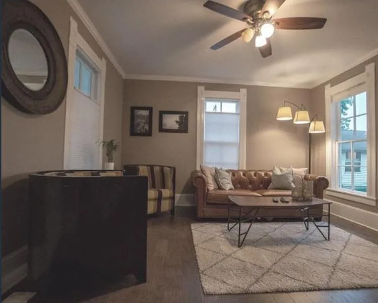 2 bed, 1202 sqft, $1,800 — Photo 2
