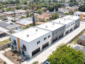 Bradley Luxury Living, 12649-4
