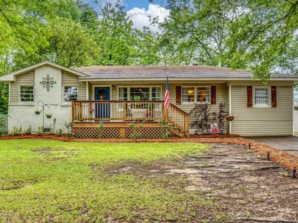 3215 Virginia St, Pearl, MS 39208