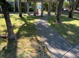 6401 Montecito Blvd UNIT 27, Santa Rosa, CA 95409