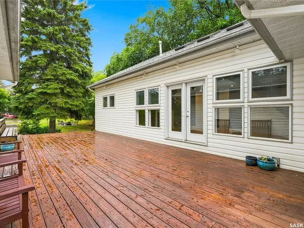 3445 11th STREET W, Saskatoon, SK S7M 1K4