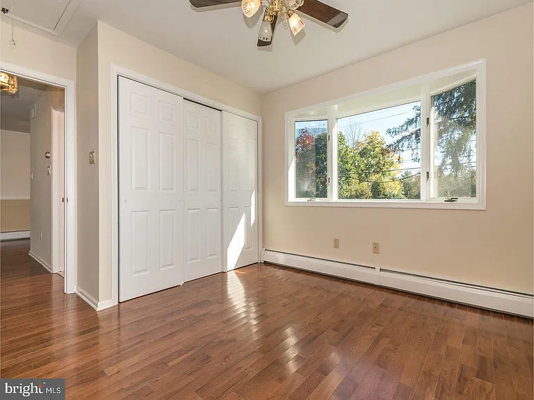 412 Norristown Rd — Photo 23