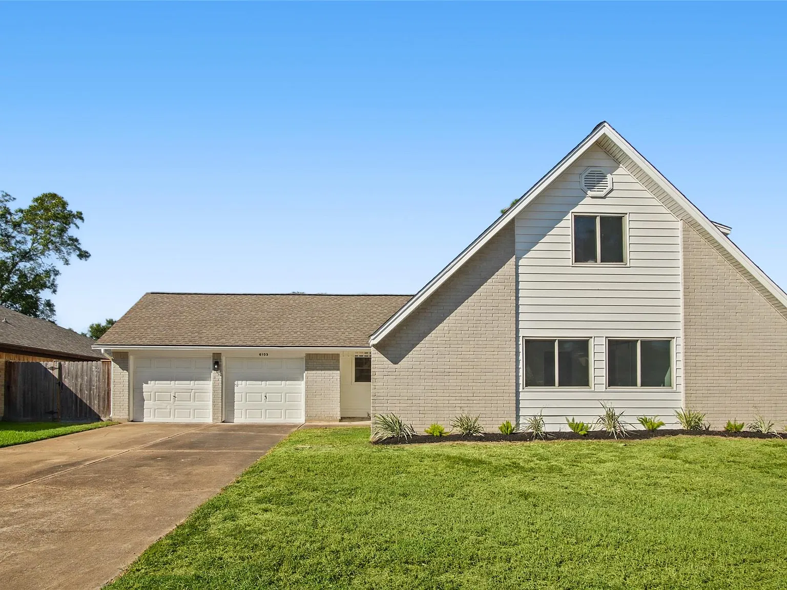 3 bed, 2.5 bath, 1485 sqft, $2,150 — Photo 3