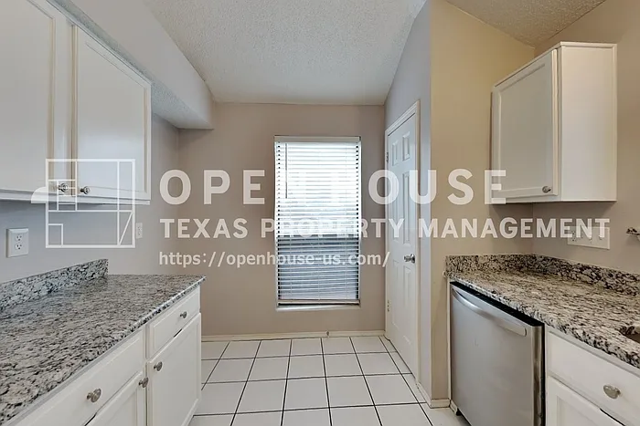712 Bluebonnet Dr — Photo 5
