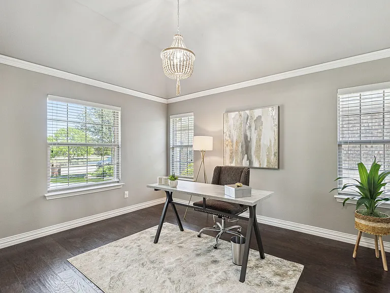 608 Knightsbridge Ln — Photo 6