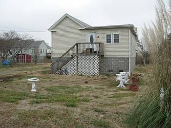 1st image of 1327 Poquoson Ave