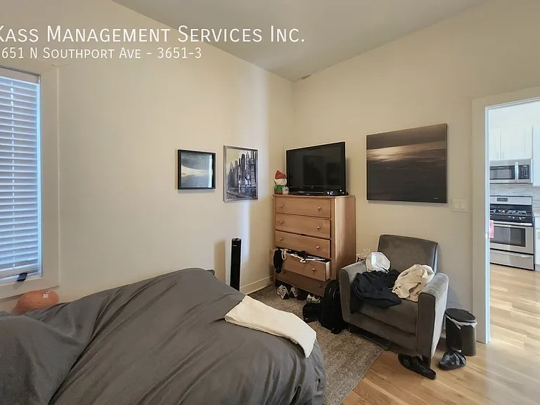 3651 N Southport Ave #3 — Photo 13