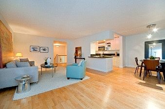 :: 1555 Lakeside Dr., #161