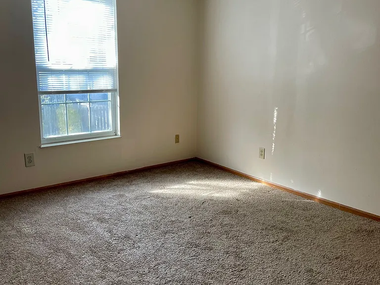 2558 Village Brook Ln — Photo 9