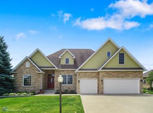 2655 Lois Dr, Valparaiso, IN 46385