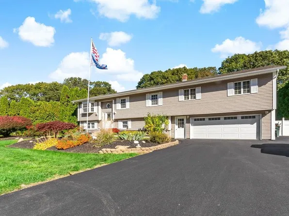 17 Driftwood Dr, Coventry, RI 02816