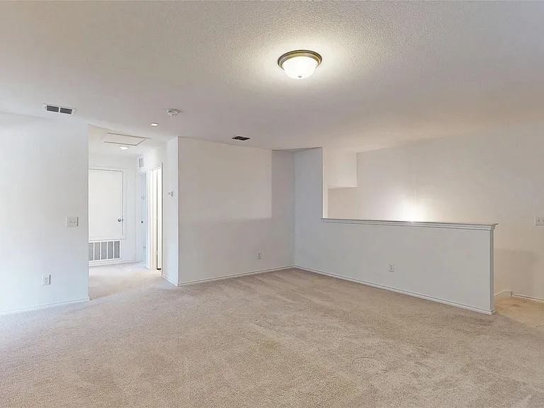 4536 Benham Dr — Photo 20
