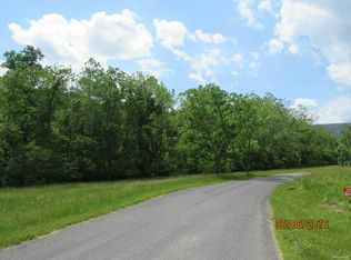 Oakland Road, Berkeley springs, WV 25411