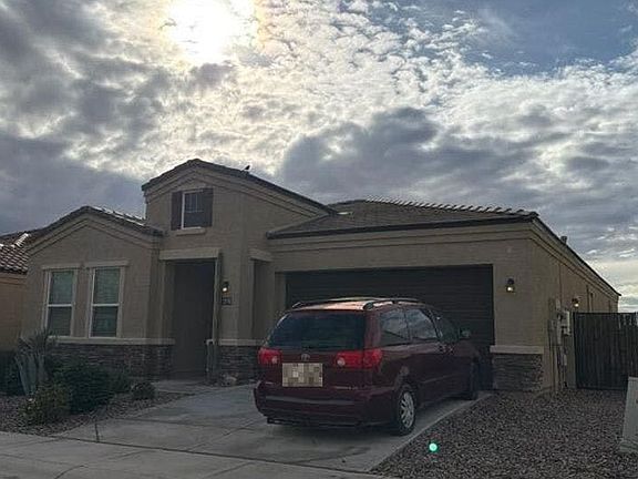 2nd image of 2510 N Comiskey Dr