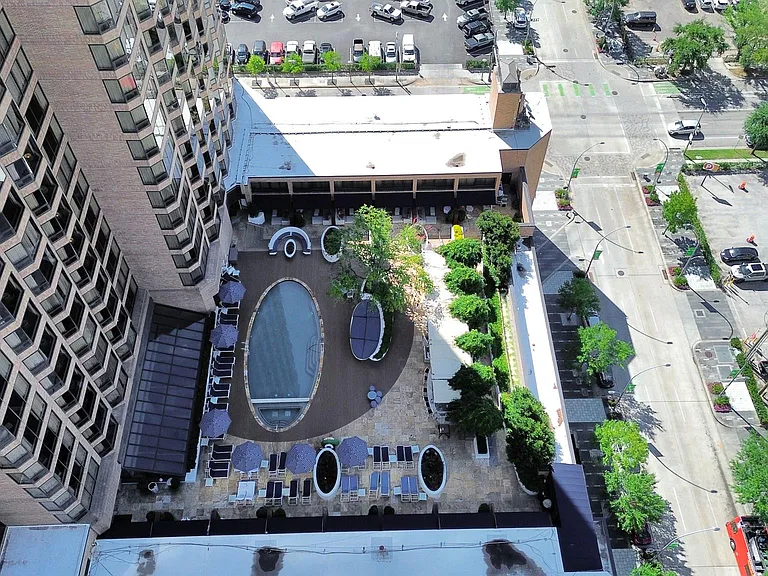 1300 Lamar St #T8 — Photo 29