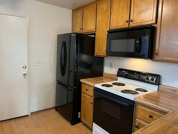 4th image of 1114 Cedar Creek Dr Unit 3