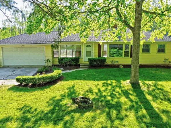 5890 Grange Hall Rd, Holly, MI 48442