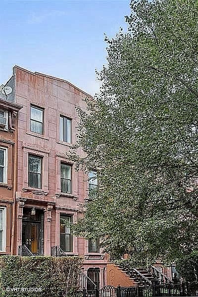 2nd image of 67 Hart St