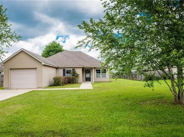 28495 Holiday Dr, Ponchatoula, LA 70454