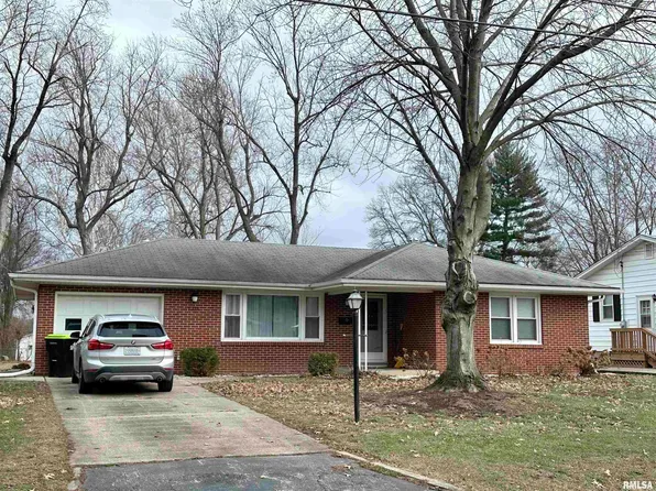1314 Goltra Ave, Jacksonville, IL 62650