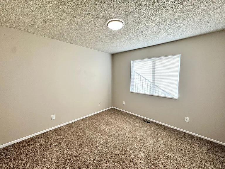 1011 Bennett Ave #1013-A — Photo 17